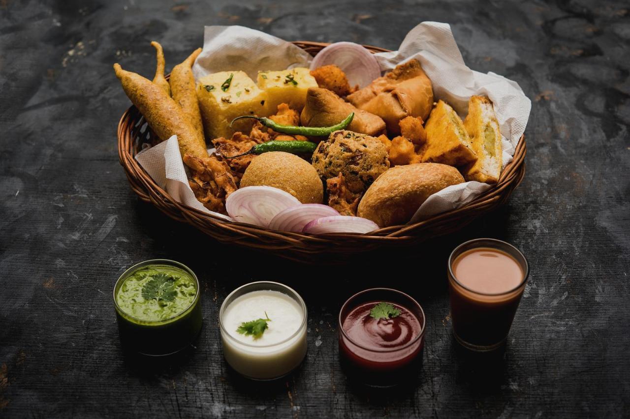 Oyo 43476 Vatika Resort Shimla Ngoại thất bức ảnh