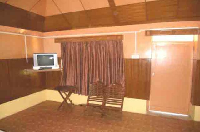 Oyo 43476 Vatika Resort Shimla Phòng bức ảnh